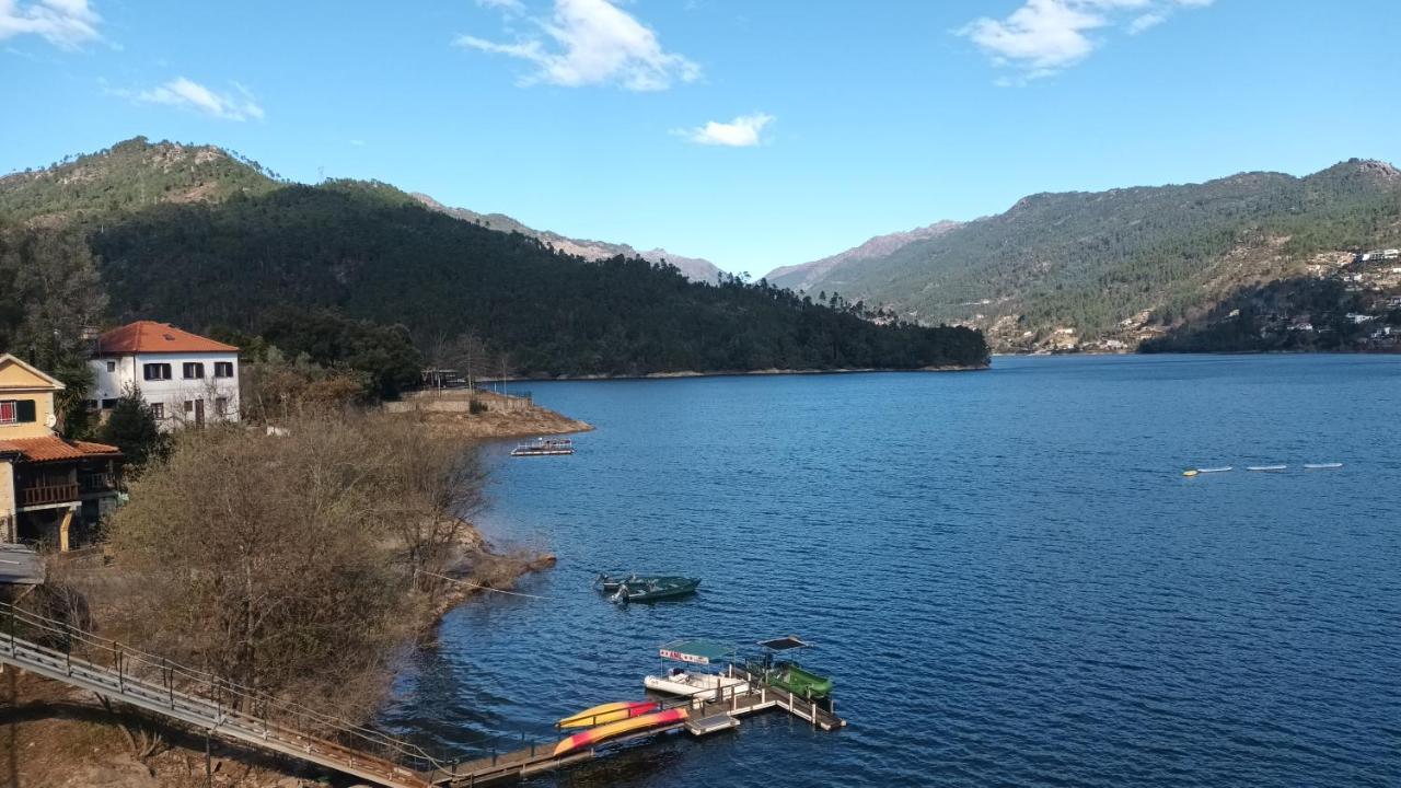 Geres Do Alibaba Villa Ruivaes Luaran gambar