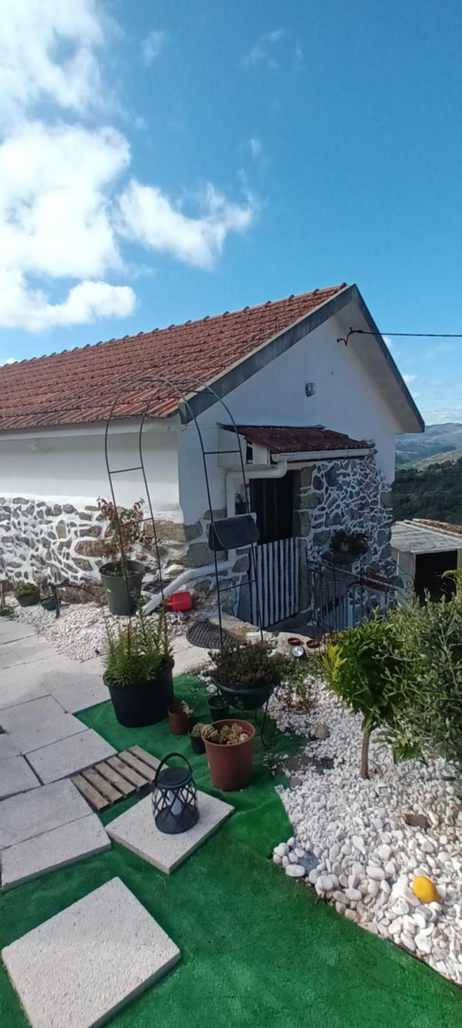 Geres Do Alibaba Villa Ruivaes Luaran gambar